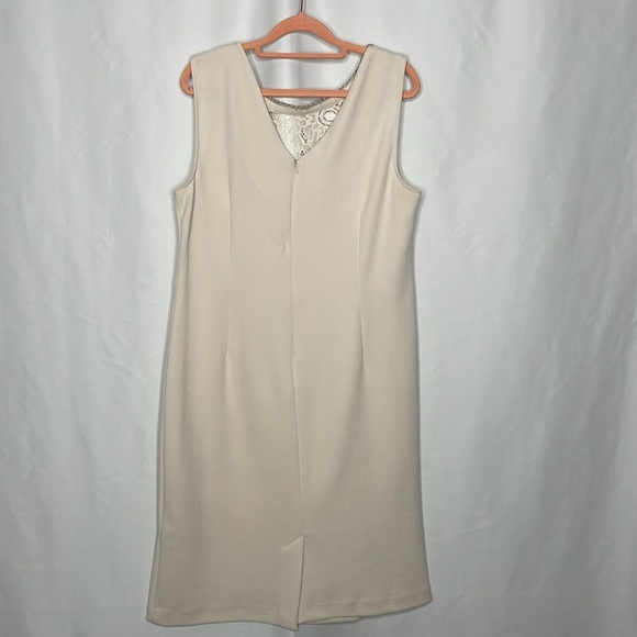 Maya Brooke Pearl Lace Cream Dress Set | Size 16 - Picture 10 of 16